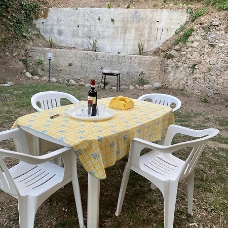 Medlar Tatil Evi Zambrone